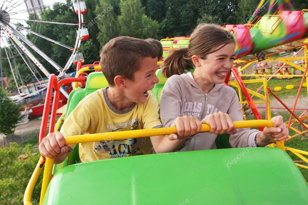 Family enjoying a ride at a Louisiana attraction park